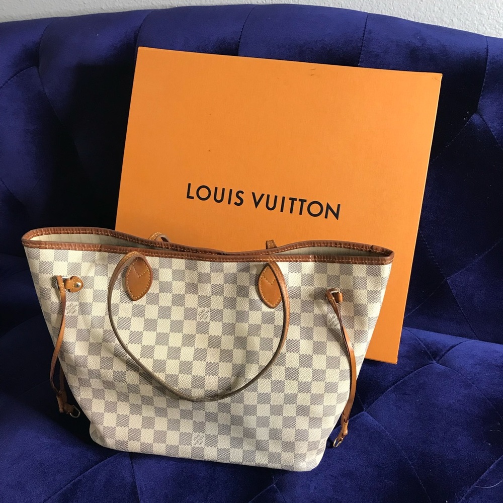 Louis Vuitton Neverfull mm white monogram